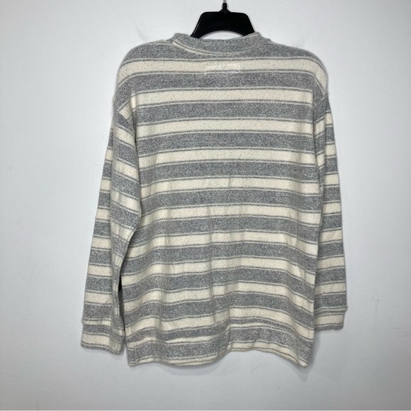 Vineyard Crew Terry pullover size small - Picture 7 of 7